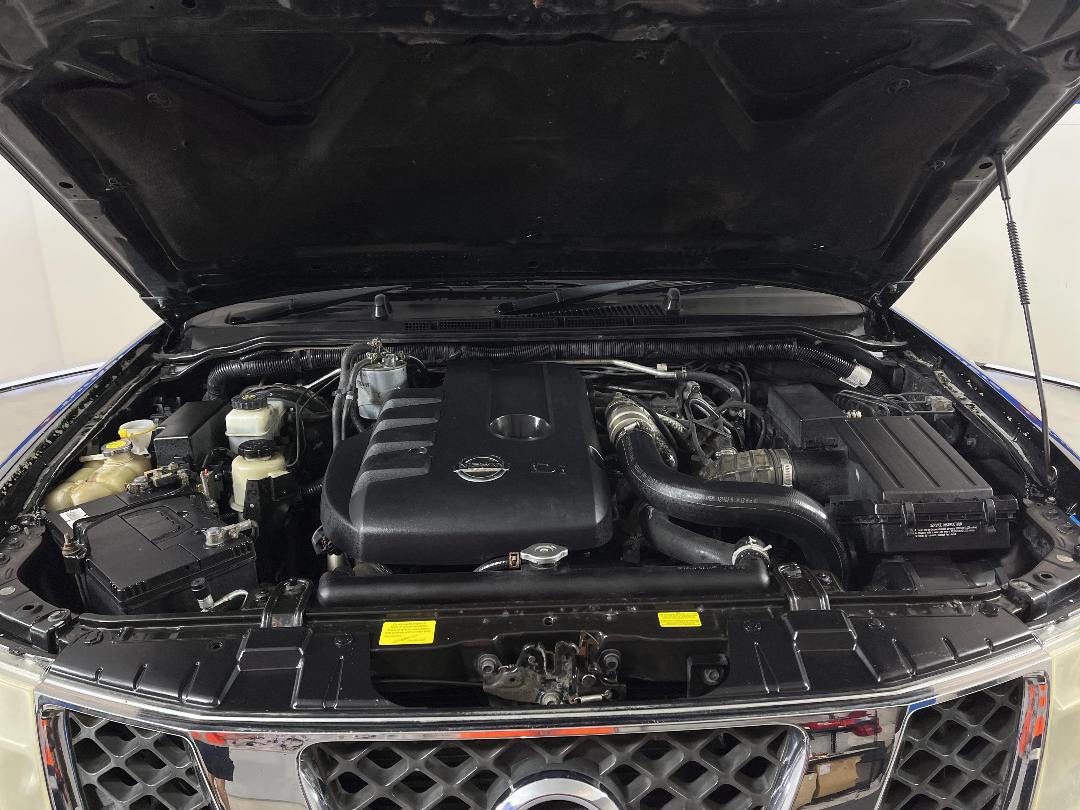 Photo '13' of Nissan Navara