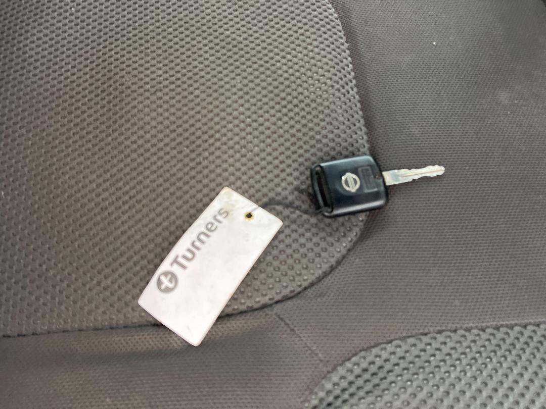 Photo '22' of Nissan Navara