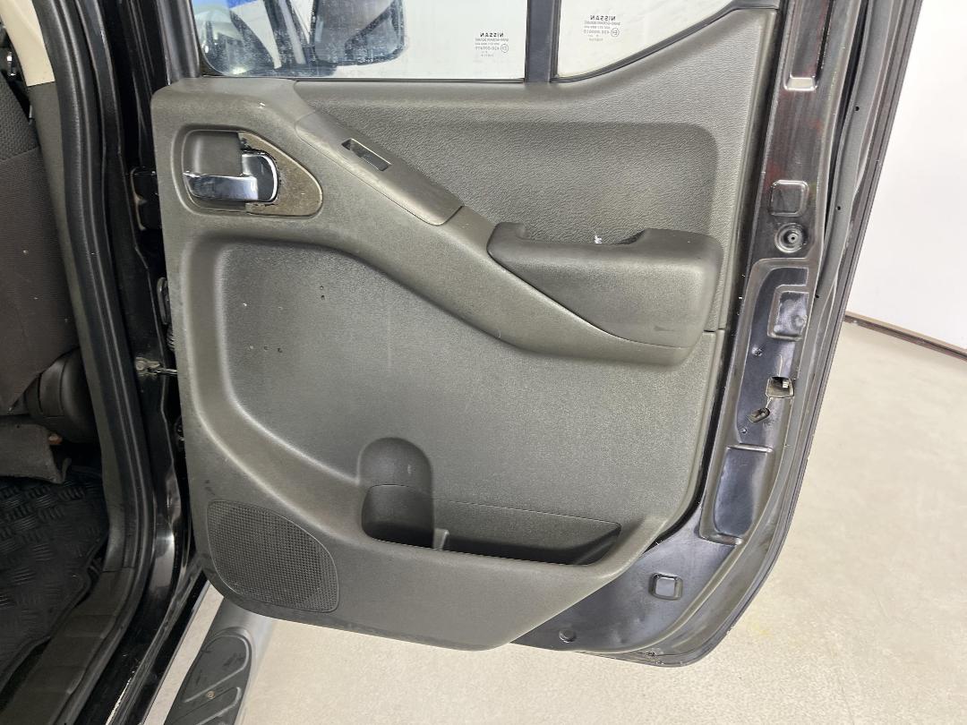 Photo '19' of Nissan Navara