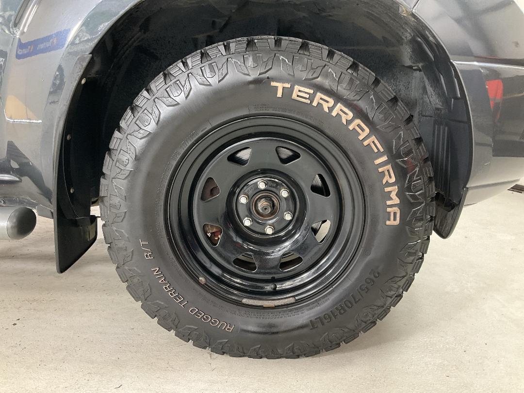 Photo '9' of Nissan Navara