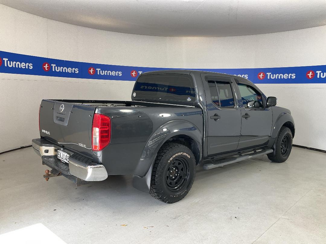 Photo '7' of Nissan Navara