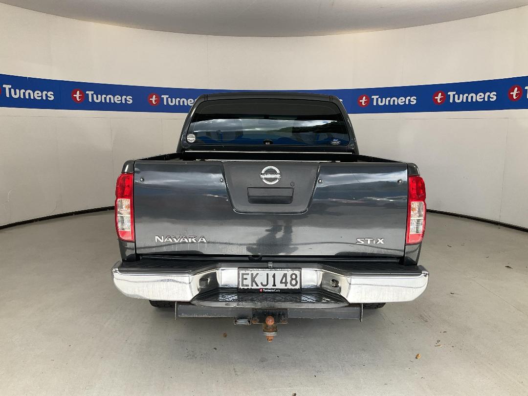 Photo '6' of Nissan Navara