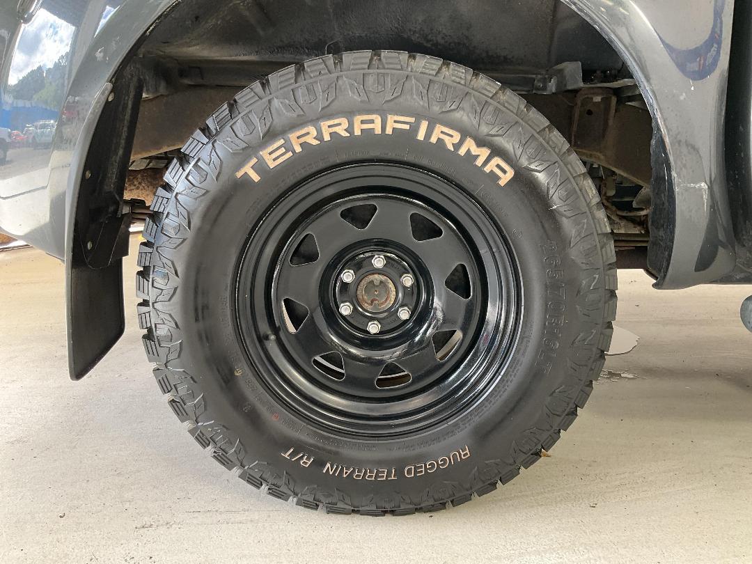 Photo '12' of Nissan Navara