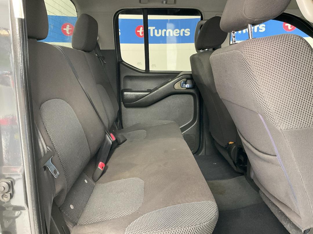 Photo '20' of Nissan Navara