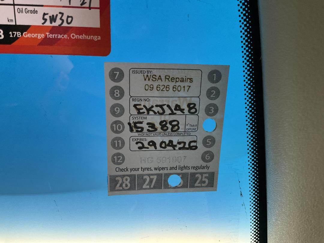 Photo '23' of Nissan Navara