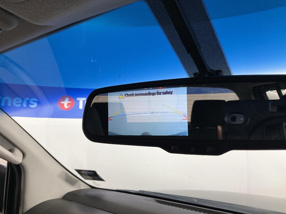 Photo '31' of Nissan Navara