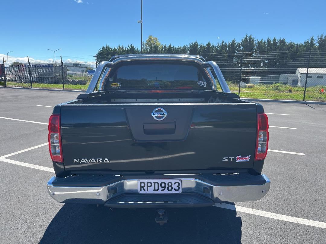 Photo '9' of Nissan Navara Photo '9' of Nissan Navara