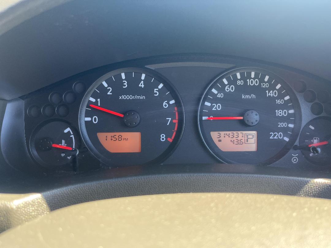 Photo '16' of Nissan Navara Photo '16' of Nissan Navara