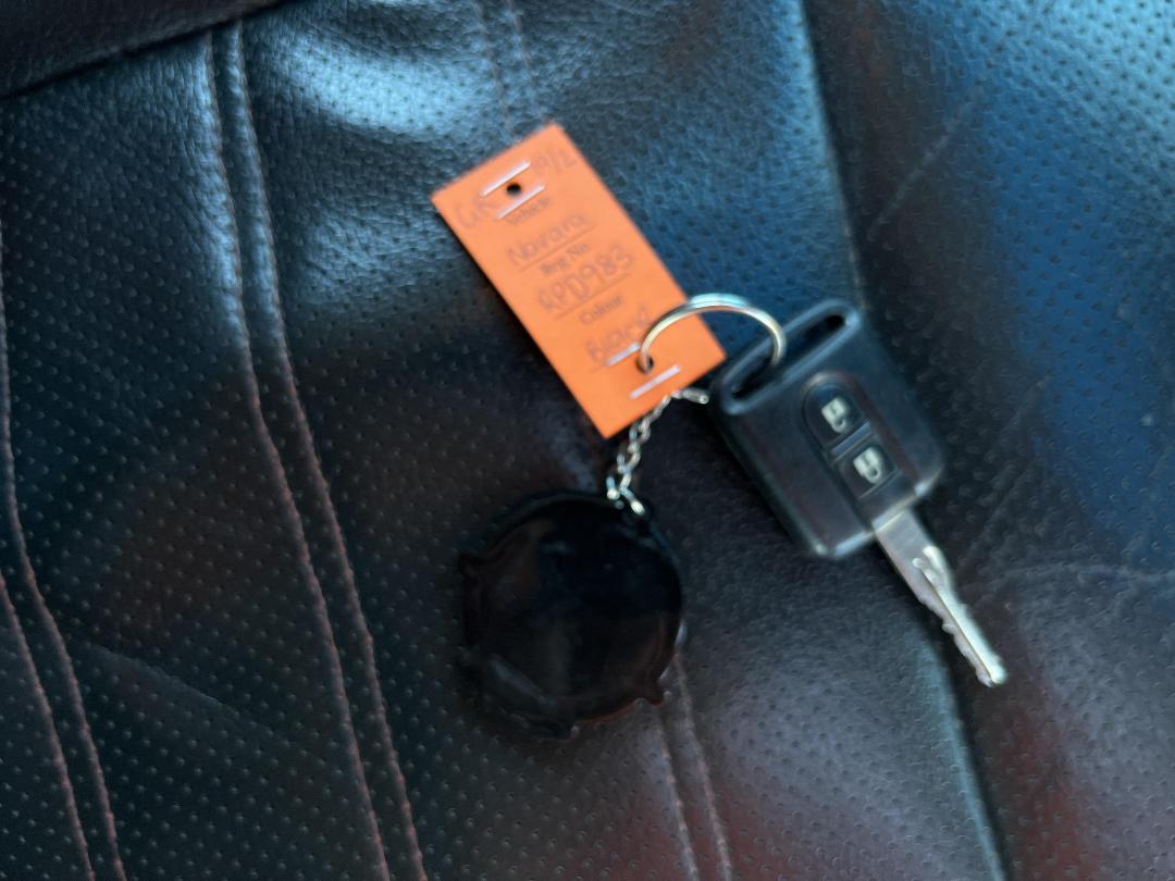 Photo '15' of Nissan Navara Photo '15' of Nissan Navara