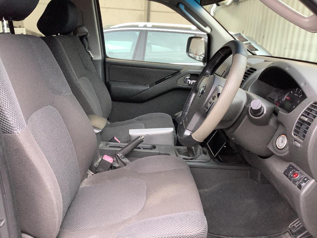 Photo '7' of Nissan Navara