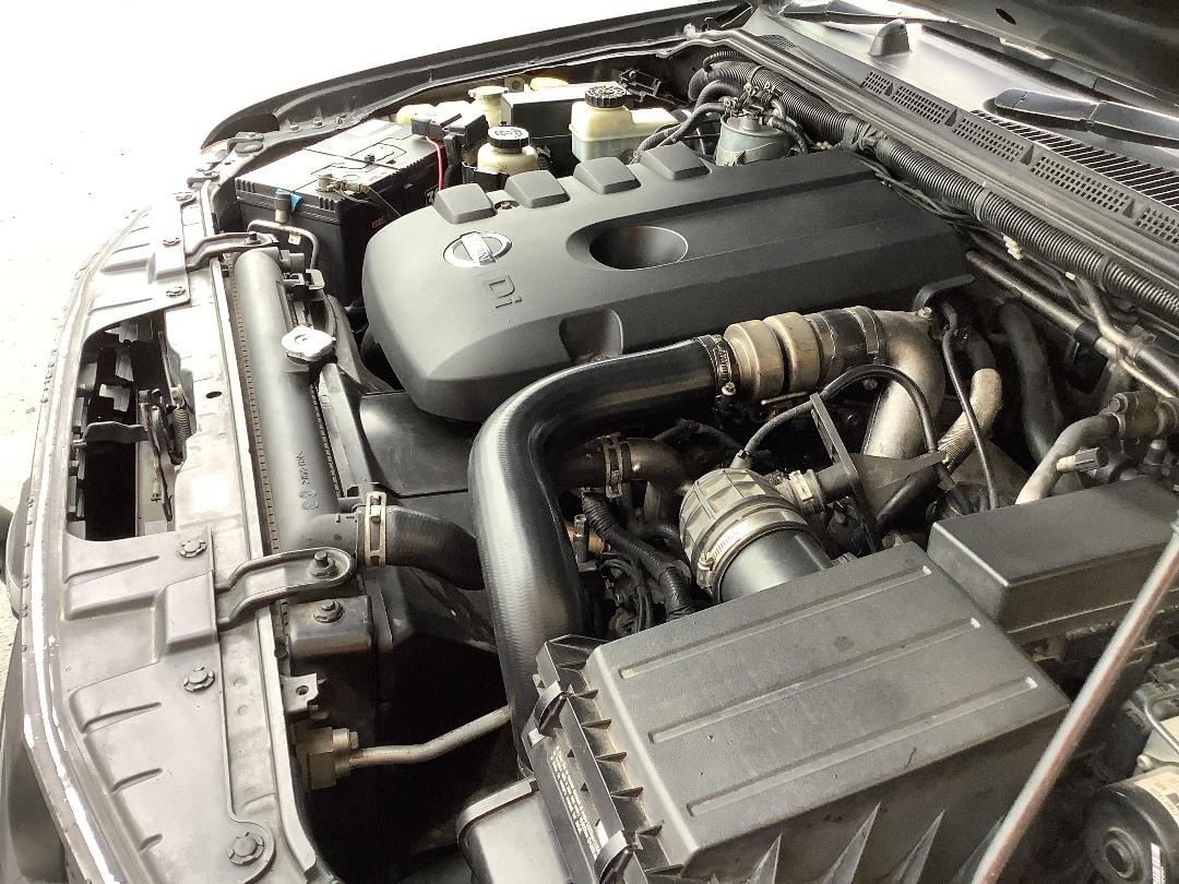 Photo '9' of Nissan Navara