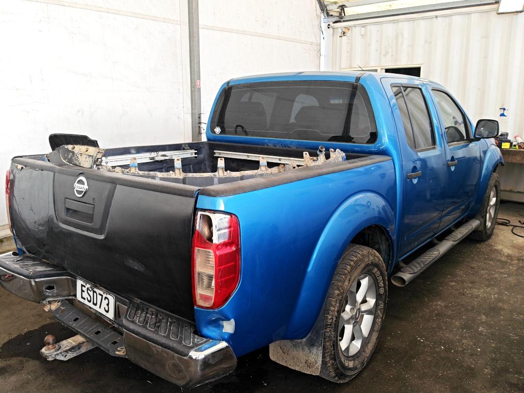 Photo '8' of Nissan Navara