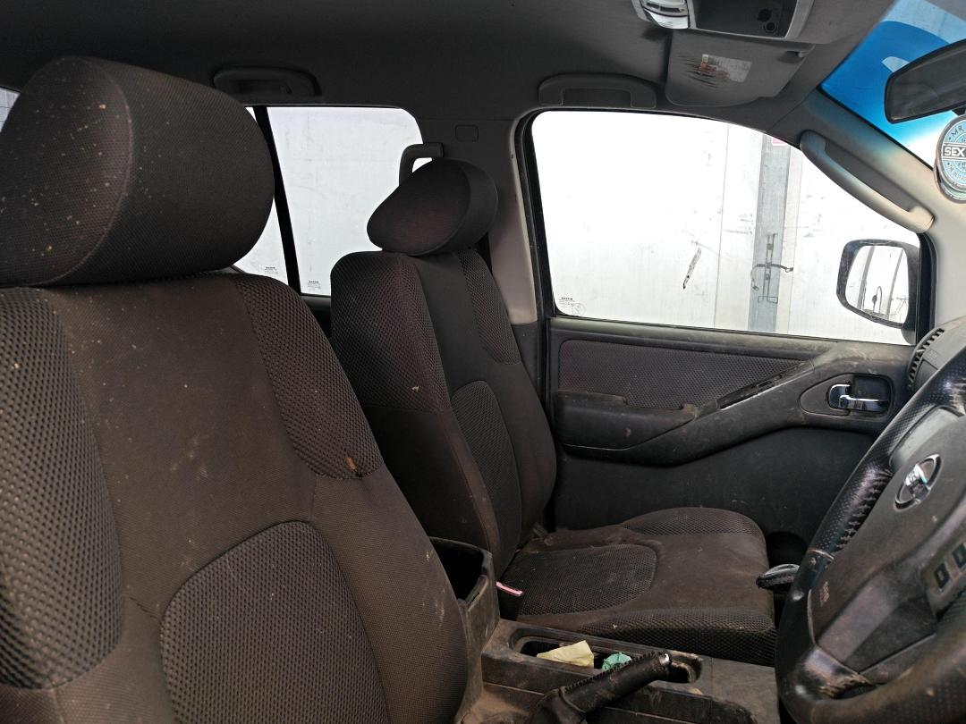 Photo '17' of Nissan Navara