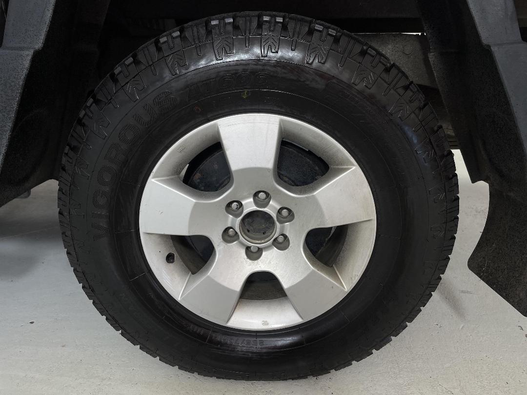 Photo '11' of Nissan Navara