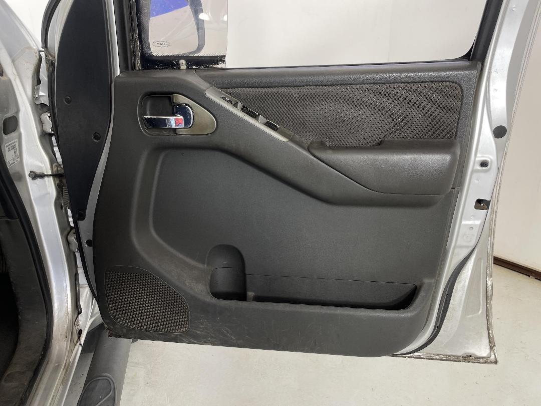 Photo '15' of Nissan Navara