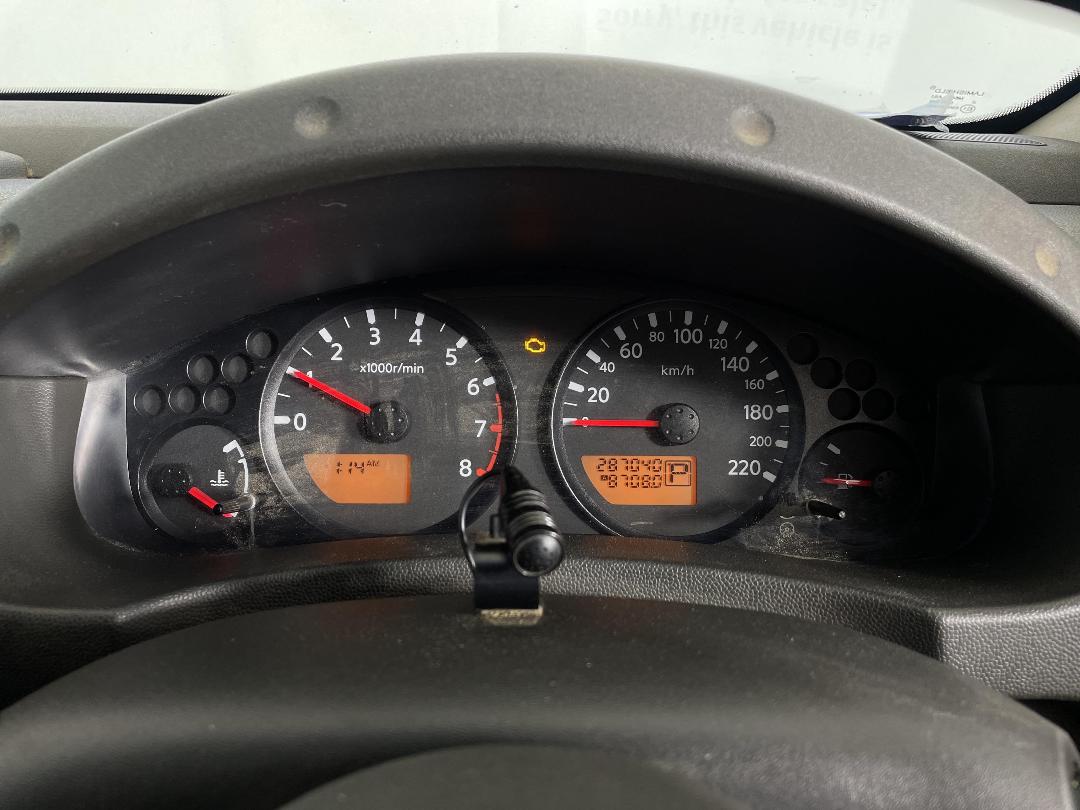 Photo '21' of Nissan Navara