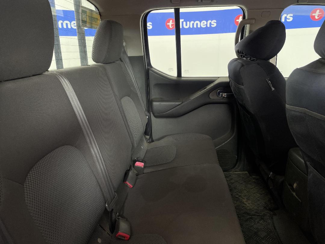 Photo '20' of Nissan Navara