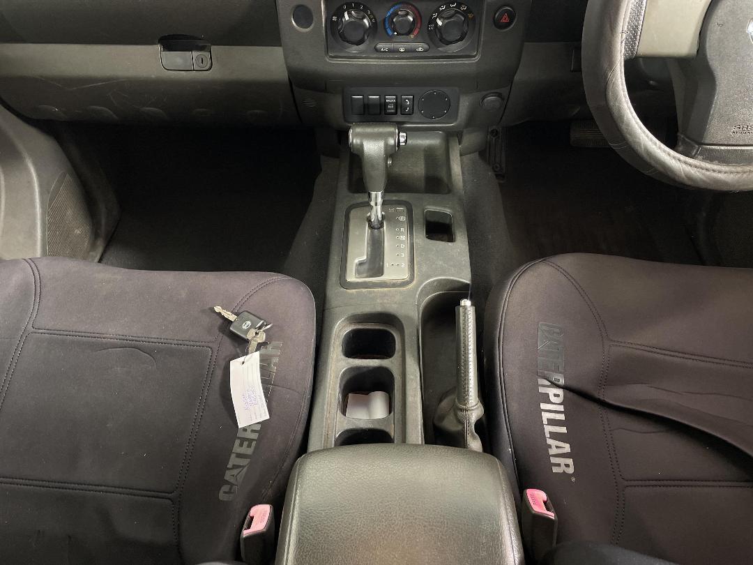 Photo '18' of Nissan Navara