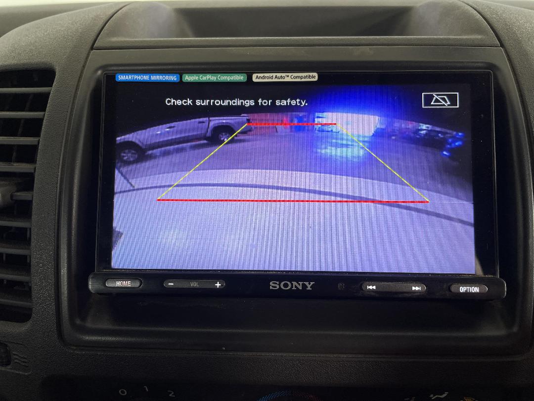 Photo '24' of Nissan Navara