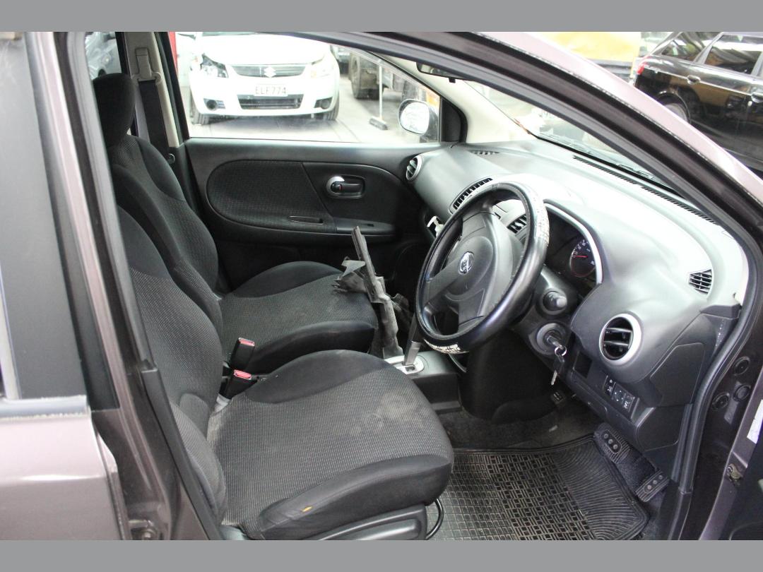 Photo '9' of Nissan Note Photo '9' of Nissan Note