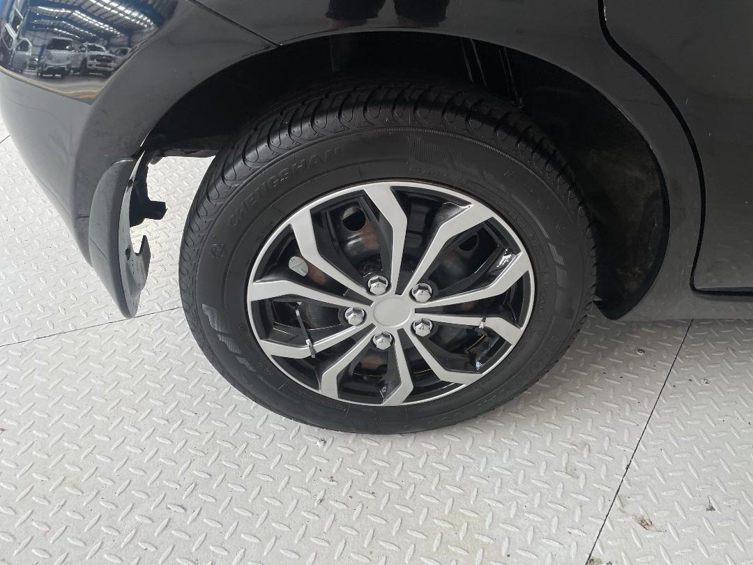 Photo '12' of Nissan Note