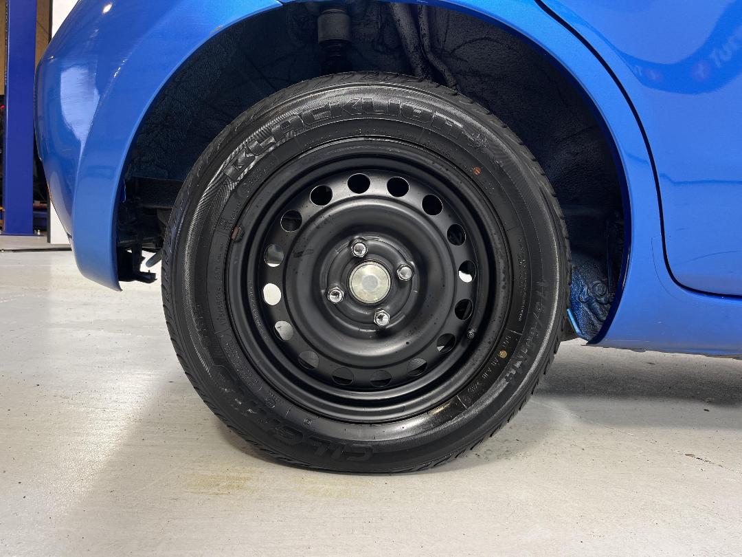 Photo '12' of Nissan Note