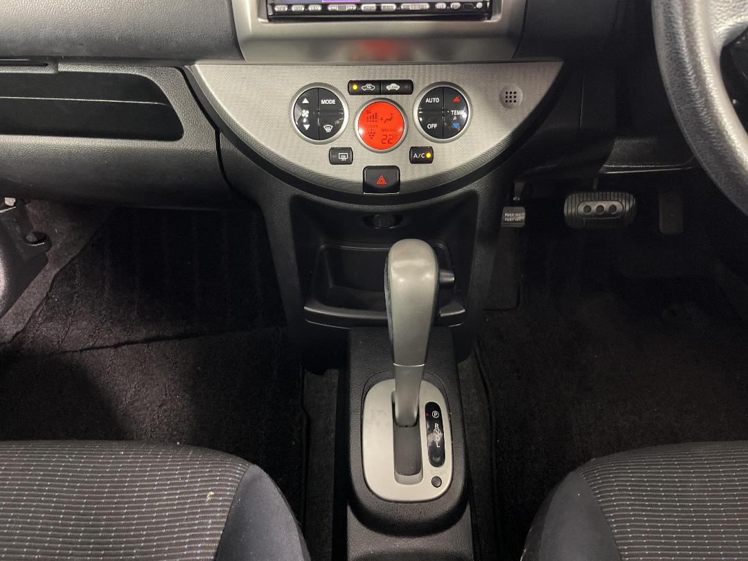 Photo '18' of Nissan Note