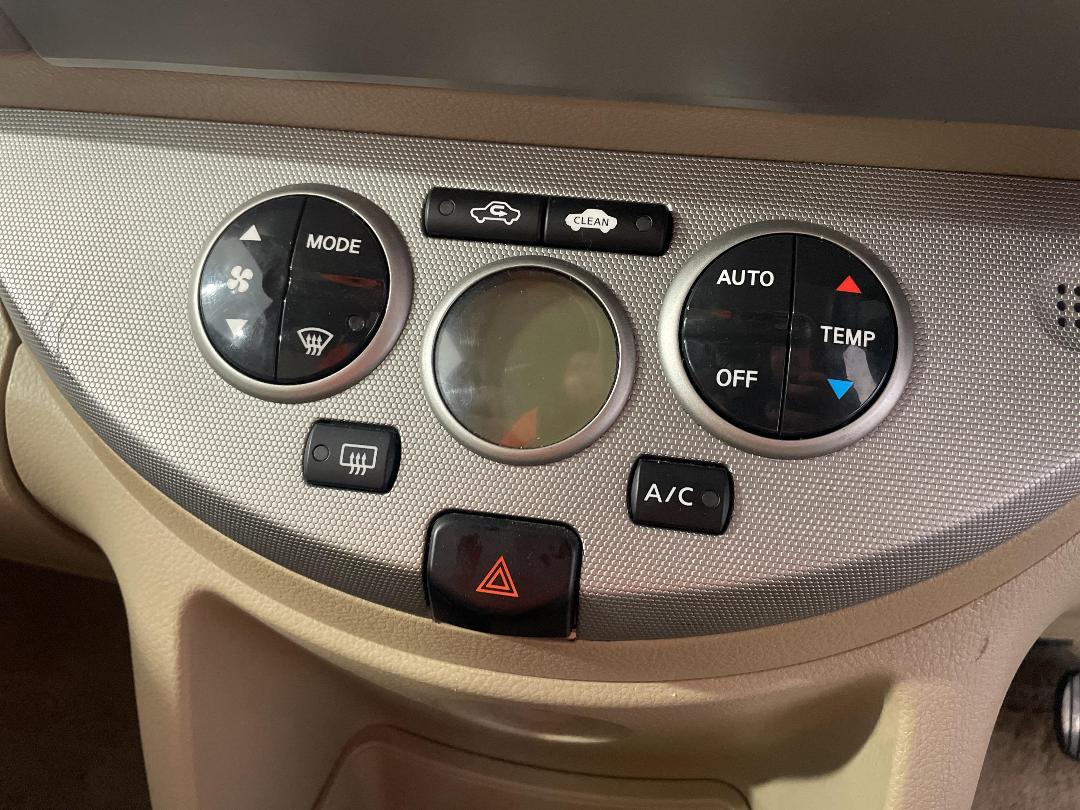 Photo '27' of Nissan Note