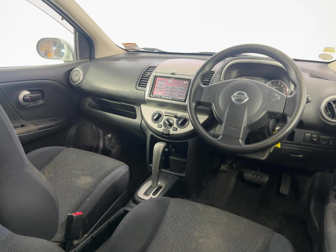 Photo '17' of Nissan Note