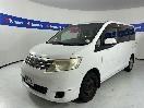 Thumbnail '3' of Nissan Serena