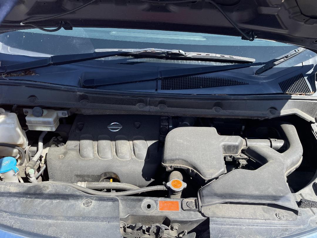 Photo '6' of Nissan Serena