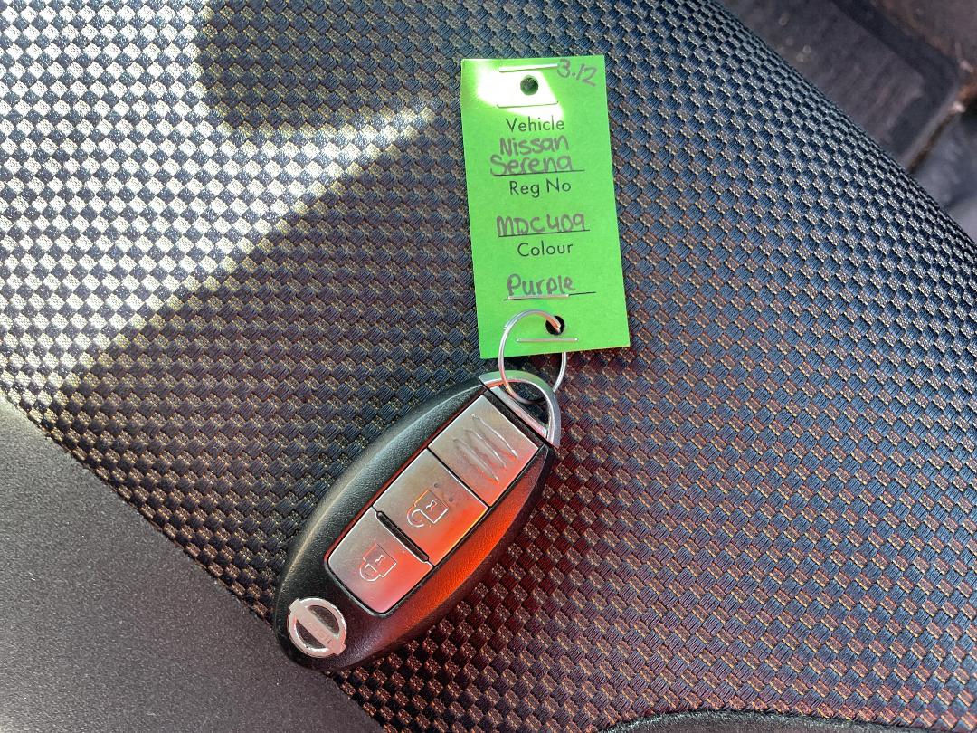 Photo '15' of Nissan Serena