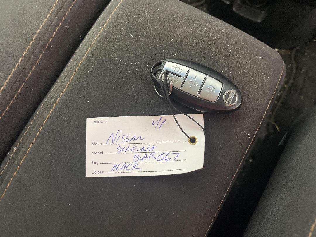 Photo '20' of Nissan Serena