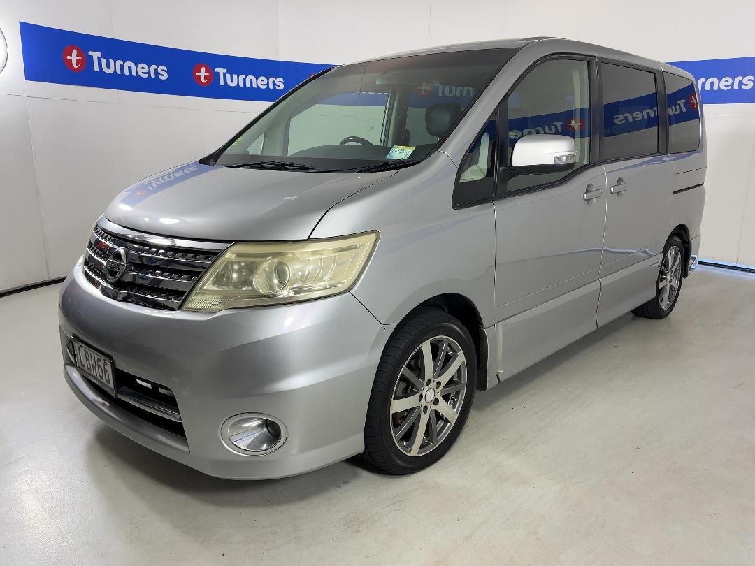 Photo '4' of Nissan Serena