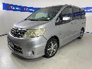 Thumbnail '4' of Nissan Serena