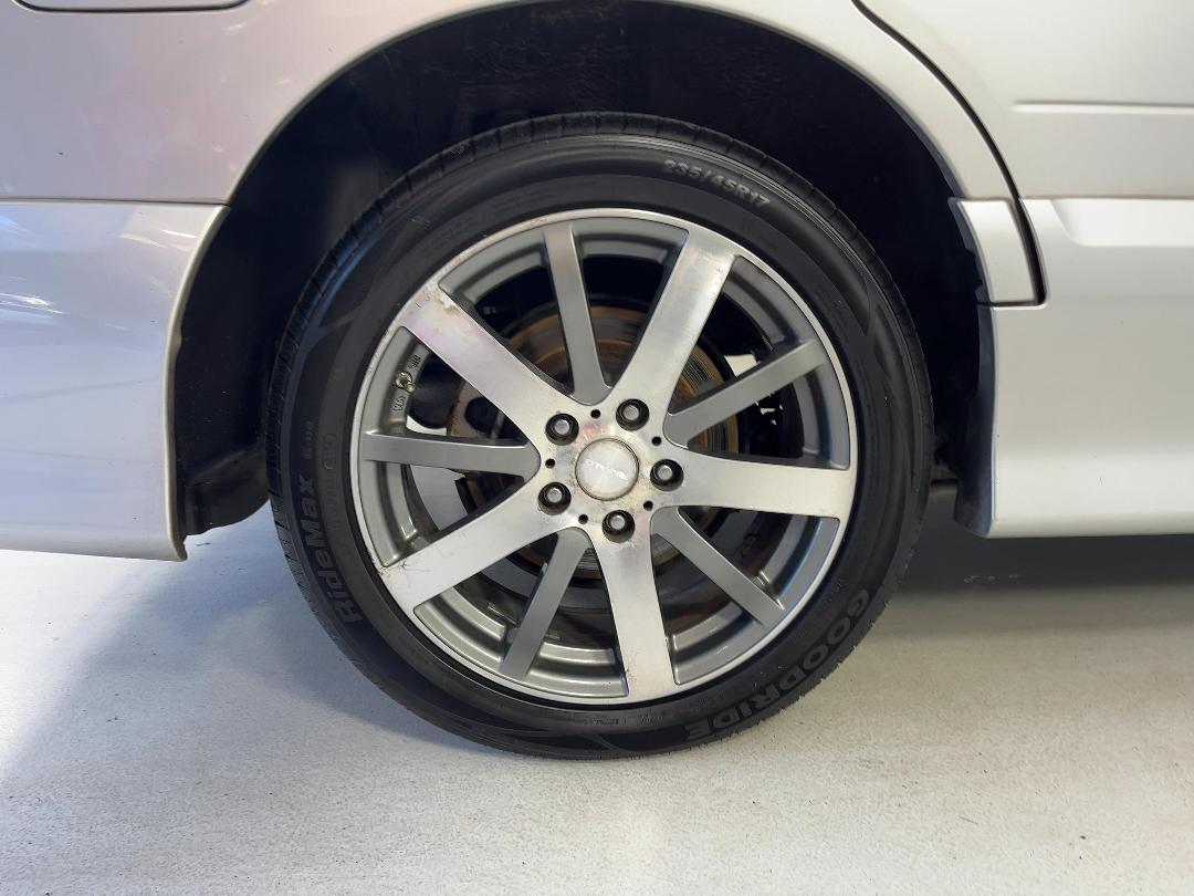 Photo '12' of Nissan Serena