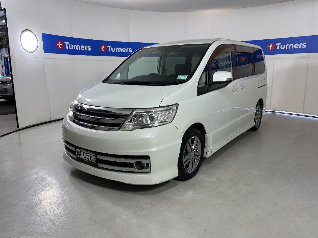 Photo '4' of Nissan Serena