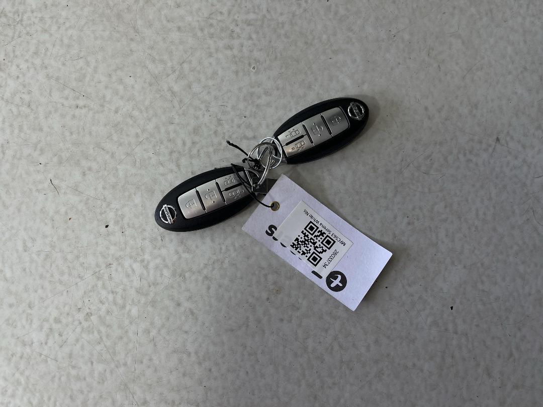 Photo '22' of Nissan Serena