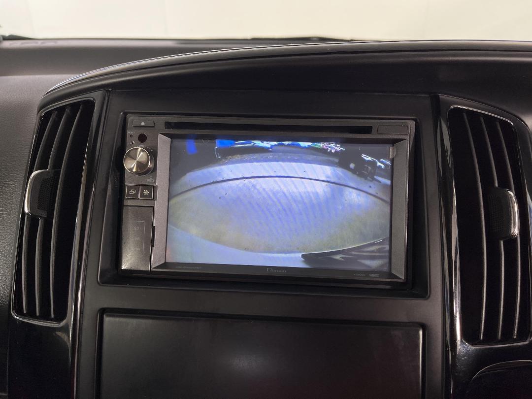 Photo '29' of Nissan Serena