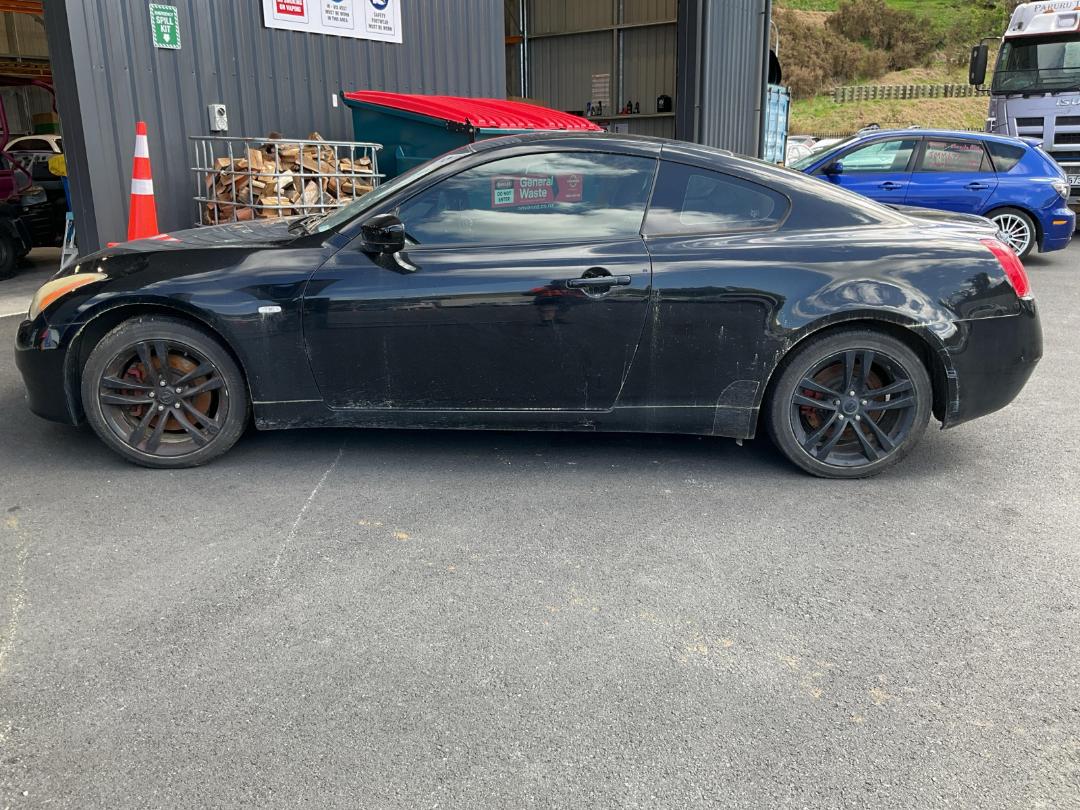 Photo '6' of Nissan Skyline