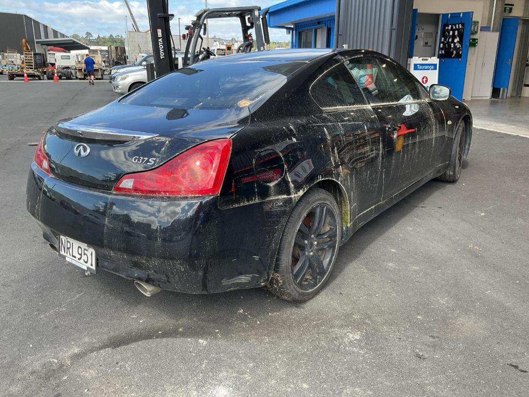 Photo '4' of Nissan Skyline