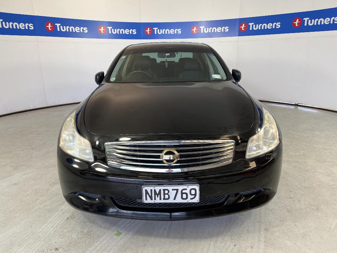 Photo '2' of Nissan Skyline