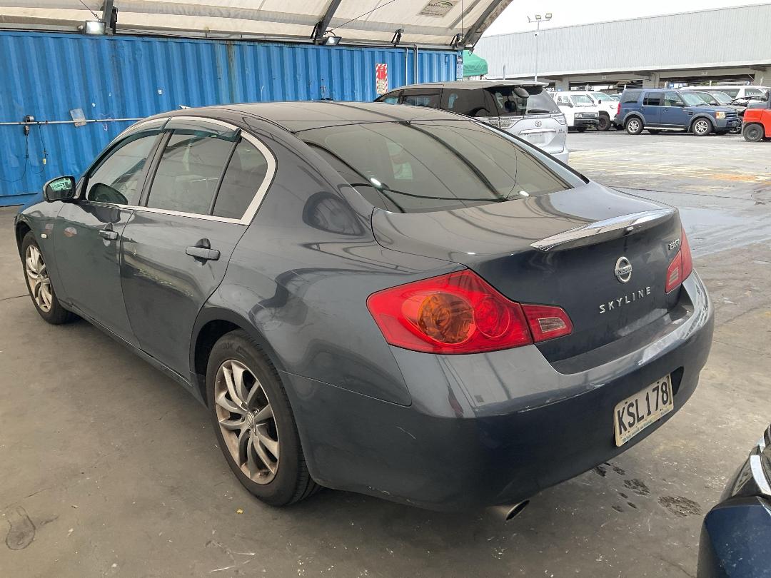 Photo '4' of Nissan Skyline Photo '4' of Nissan Skyline