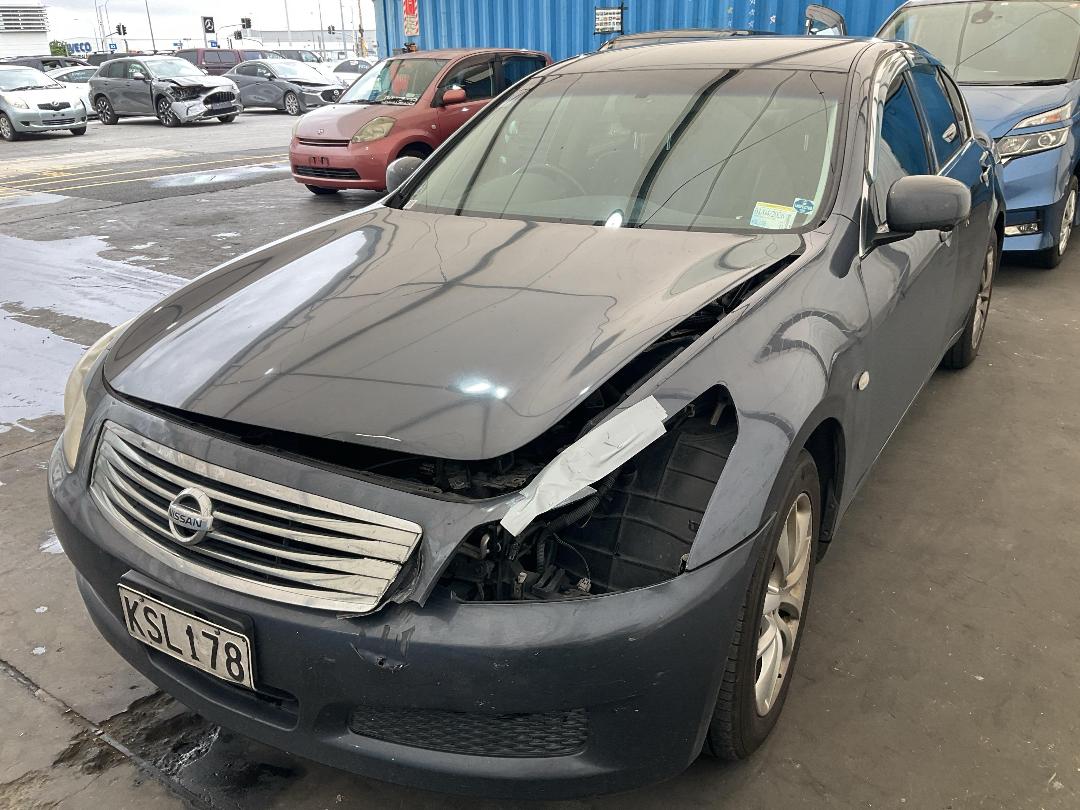 Photo '3' of Nissan Skyline Photo '3' of Nissan Skyline