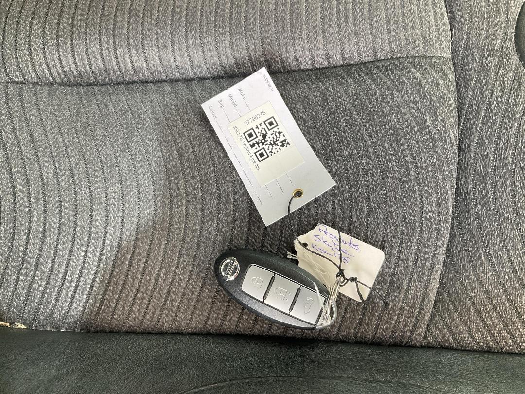 Photo '10' of Nissan Skyline Photo '10' of Nissan Skyline