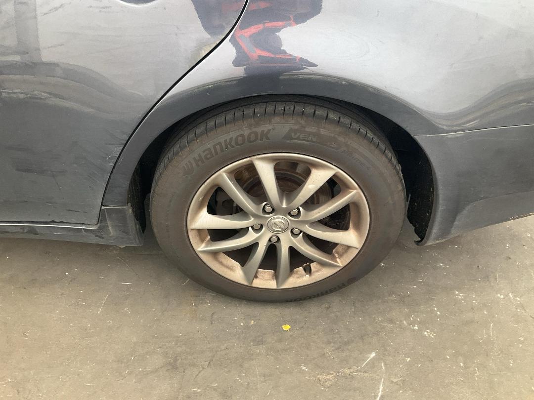 Photo '32' of Nissan Skyline Photo '32' of Nissan Skyline