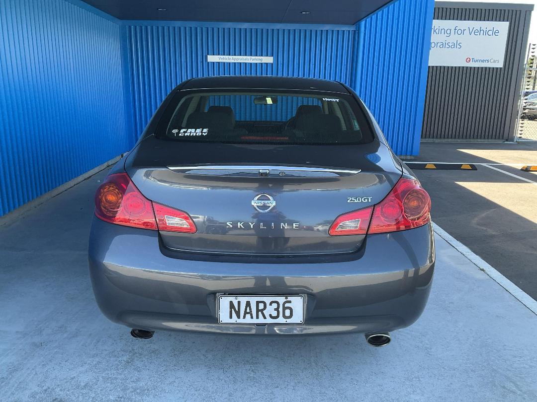 Photo '7' of Nissan Skyline Photo '7' of Nissan Skyline