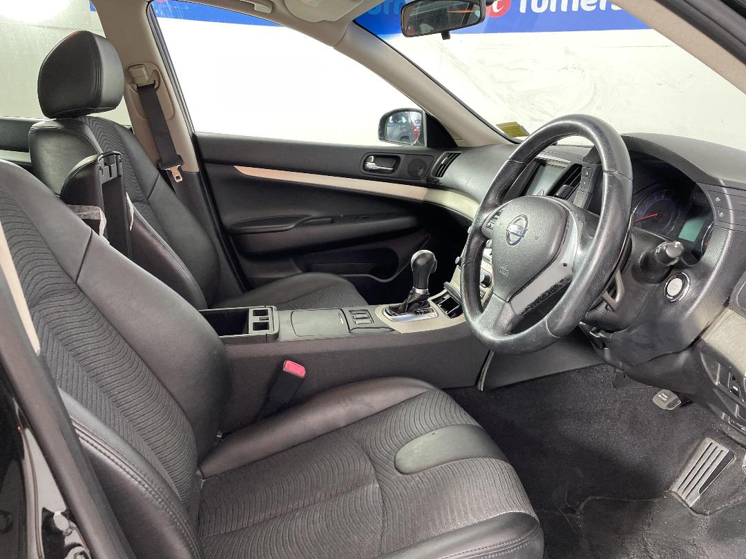 Photo '16' of Nissan Skyline Photo '16' of Nissan Skyline