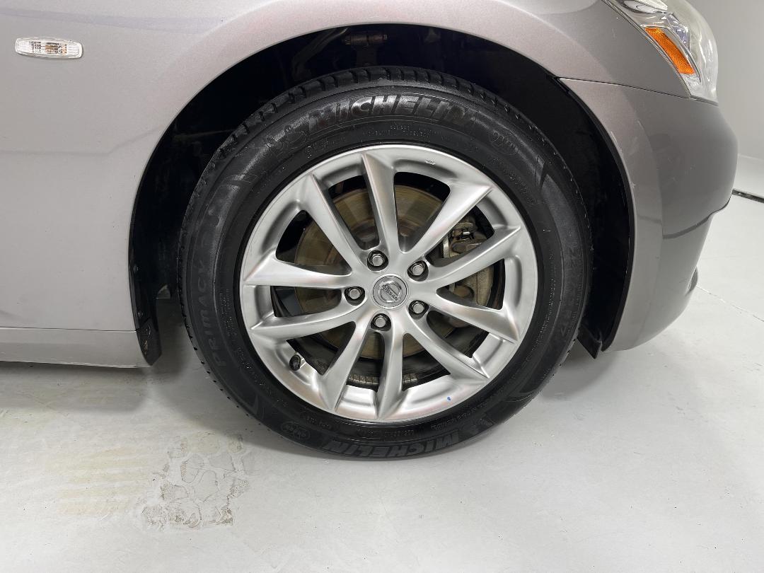 Photo '9' of Nissan Skyline Photo '9' of Nissan Skyline