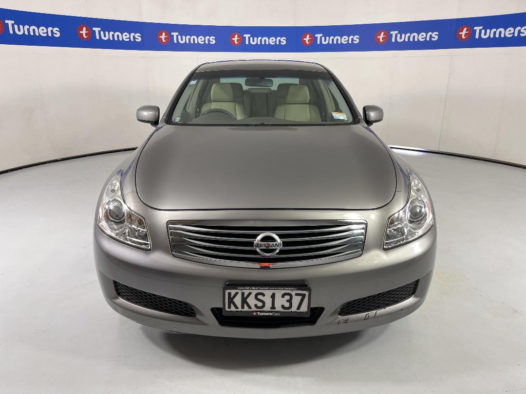 Photo '2' of Nissan Skyline Photo '2' of Nissan Skyline